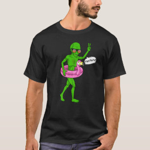 Alien Pool Party Flamingo Float  UFO Extraterrestr T-Shirt