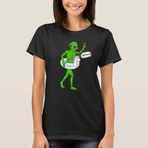 Alien Pool Party Unicorn Float  Ufo Extraterrestri T-Shirt