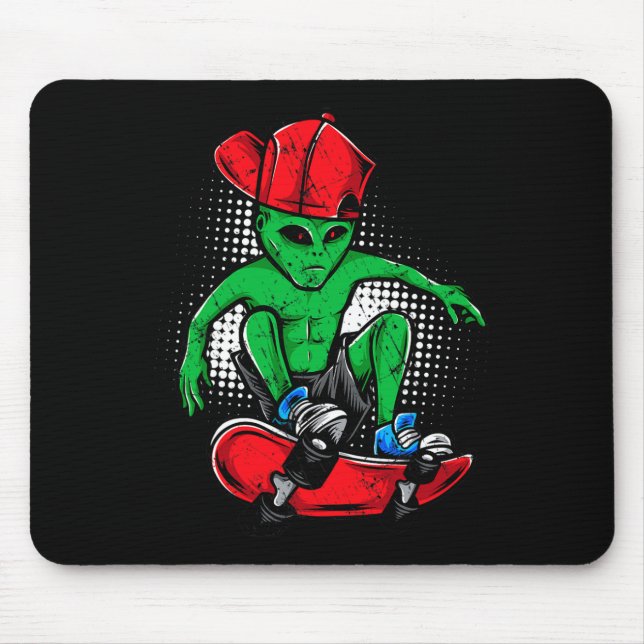 Alien Skateboarder Tee Ufo's Believer Skateboardin Mouse Mat (Front)