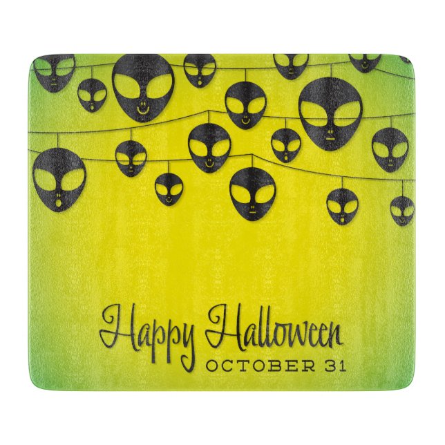 Alien string cutting board (Front)