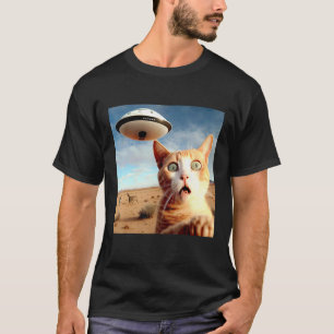 Alien UFO  Cat 2 T-Shirt