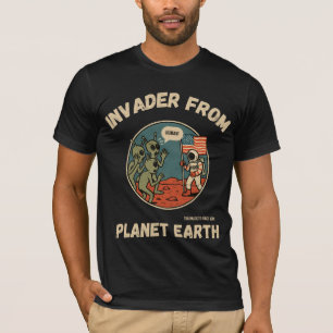 Aliens & Astronaut in Space Funny Design T-Shirt