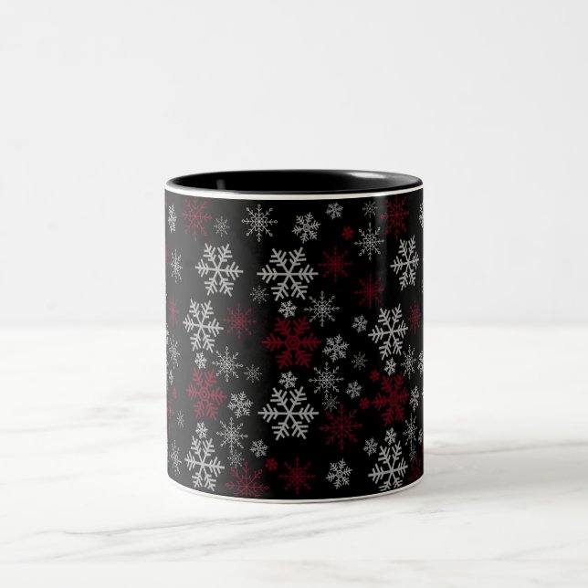 All-over snowflake print mug in black (Center)