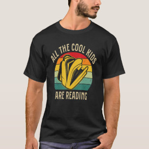 All The Cool Kids Are Reading Vintage Reto Sunset T-Shirt