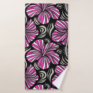 Aloha Hawaii, Luau Party invitation on black backg Bath Towel