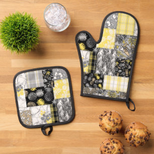 Aloha Patchwork Hawaiian Tropical Prints Black Oven Mitt & Pot Holder Set
