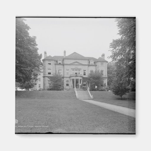 Image of Alpha Delta Phi House, Amherst College Magnet