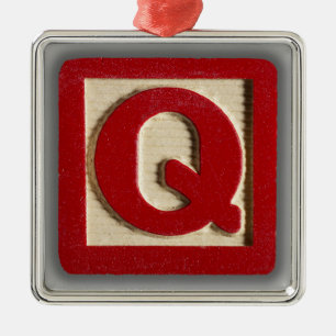 Alphabet Toy Block Q Metal Tree Decoration