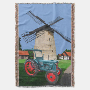 Alter Traktor Hanomag R22 Throw Blanket