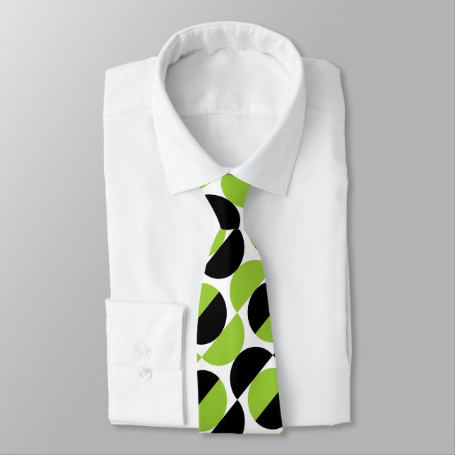 Alternating Crescents 07a - Martian Green Tie (Tied)