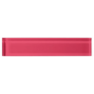 Amaranth (solid colour) nameplate