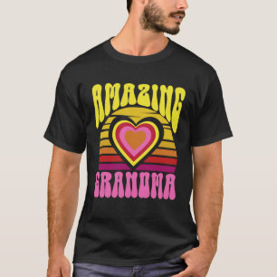 Amazing Grandma Cute Sunset Hearts Mother s Day Re T-Shirt