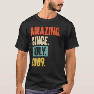 Amazing Since July 2009 13 Year Old 13th Birthday T-Shirt