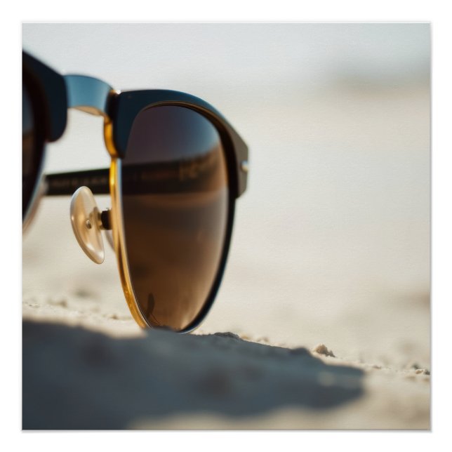 Amazing Sunglasses Poster (Front)