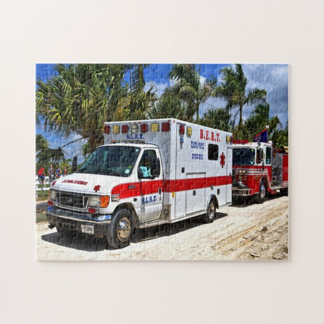 ambulance and firetruck jigsaw puzzle (Horizontal)