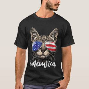 Ameowica Cat American Flag USA 4th of July Men Wom T-Shirt