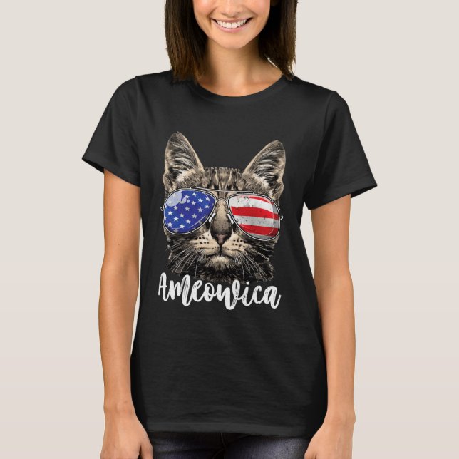 Ameowica Cat American Flag USA 4th of July Men Wom T-Shirt (Front)