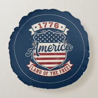 America 1776 Patriotic Shield Land of the Free Round Cushion