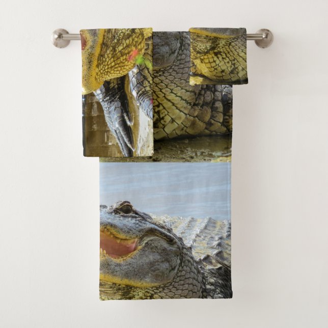 America alligator closeup. Face to face  Bath Towel Set (Insitu)