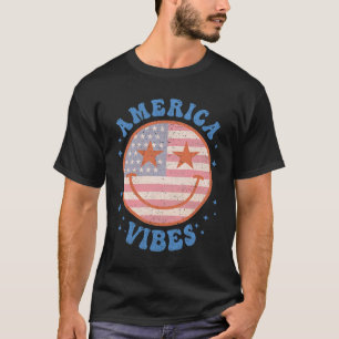America Vibes Happy Face Smile American Flag 4th O T-Shirt