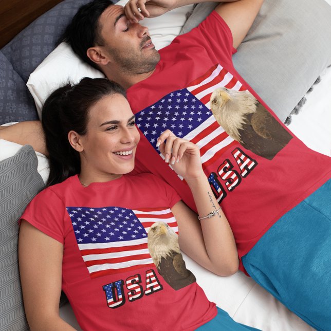 American Bald Eagle USA Flag & Font Unisex T-Shirt (American Bald Eagle USA Flag & Font Unisex T-Shirt)