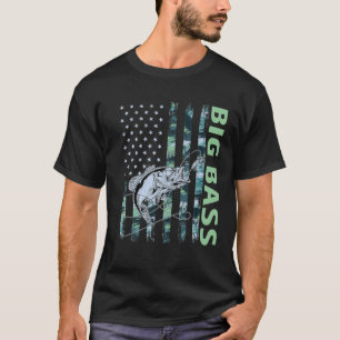 American Camo Flag Big Bass Fishing Cool USA Desig T-Shirt