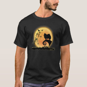American Eskimo Dog Scary And Moon  Halloween Cost T-Shirt