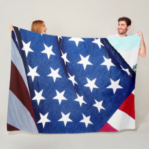 AMERICAN FLAG FLEECE BLANKET