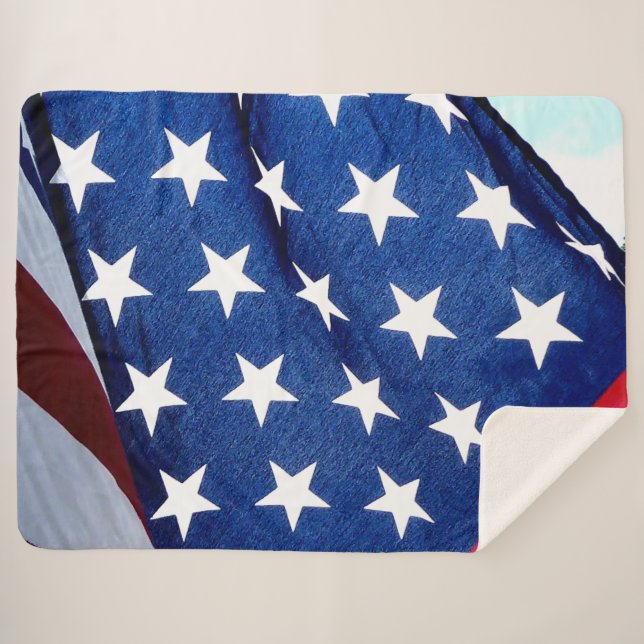 AMERICAN FLAG SHERPA BLANKET (Front (Horizontal))