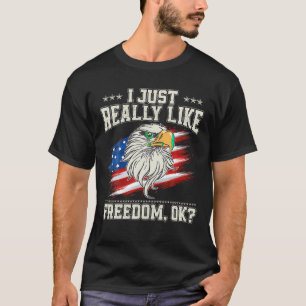 American Patriotic Eagle 4th of July USA Flag Men  T-Shirt