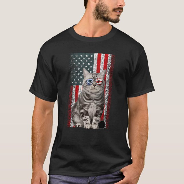 American Shorthair Cat US Flag Sunglasses Independ T-Shirt (Front)