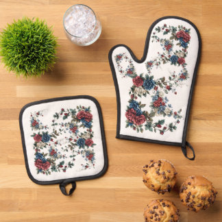 Americana Garden Patriot Roses Oven Mitt & Pot Holder Set