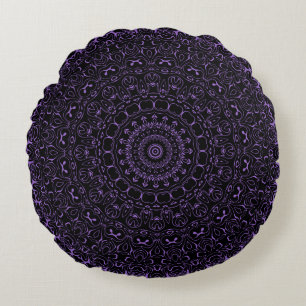 Amethyst Purple Mandala with Intricate Symmetry Round Cushion