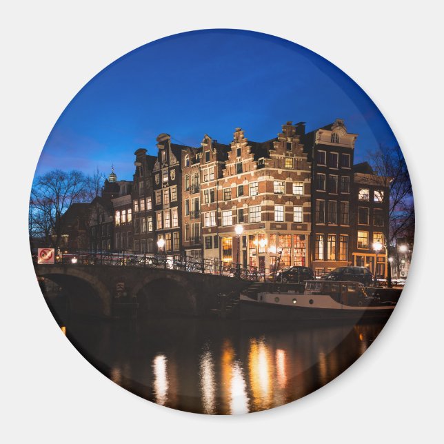 Amsterdam canal houses at night magnet (Front)