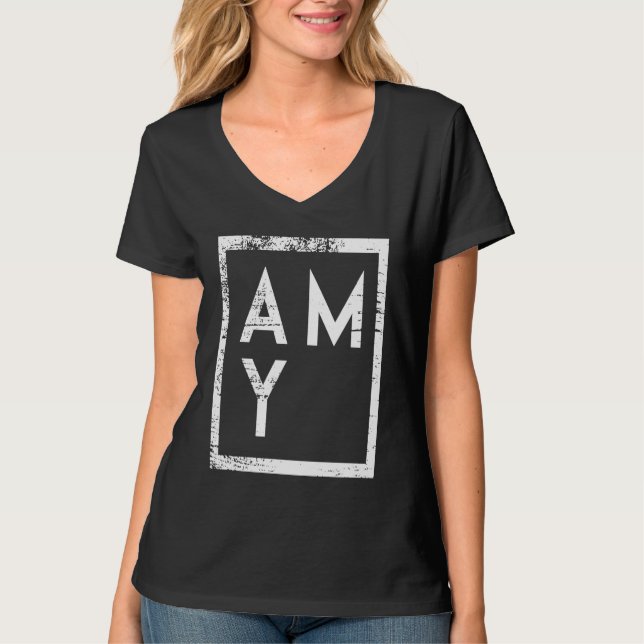 Amy Minimalism T-Shirt (Front)