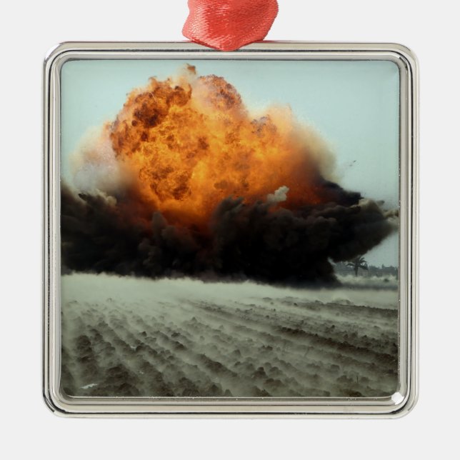 An explosion erupts metal tree decoration (Front)
