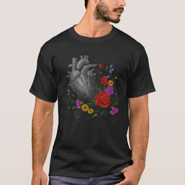 Anatomical Heart And Flowers  Men Women Cardiologi T-Shirt (Front)