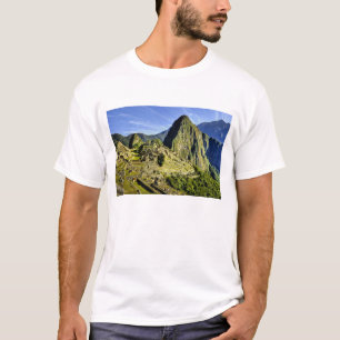 Ancient Machu Picchu, last refuge of the T-Shirt