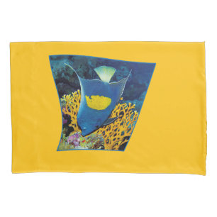 Angelfish at coral reef - Photographic design    Pillowcase