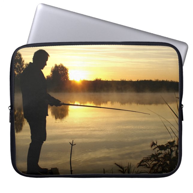 Angler morning laptop sleeve (Front)