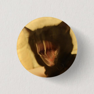 angry cat 3 cm round badge