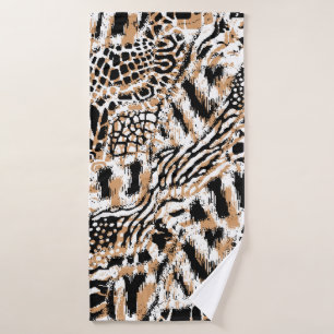 Animal pattern design. Modern leopard pattern desi Bath Towel