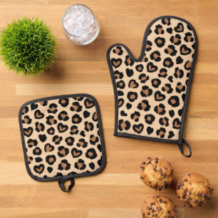 Animal Print, Brown Leopard, Cheetah Spots, Hearts Oven Mitt & Pot Holder Set