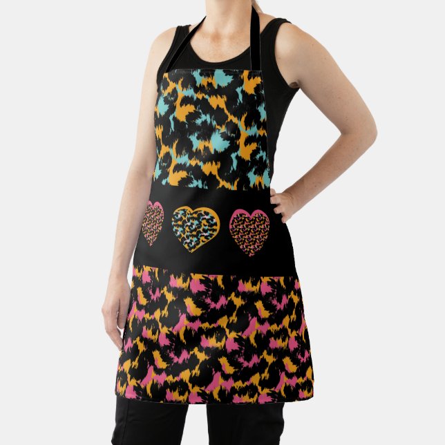 Animal Print Hearts Pattern  Apron (Insitu)