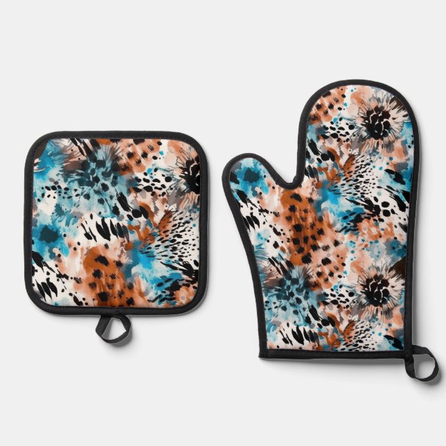 Animal Print  Oven Mitt & Pot Holder Set (Front)