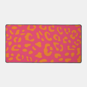 Animal print pattern desk mat