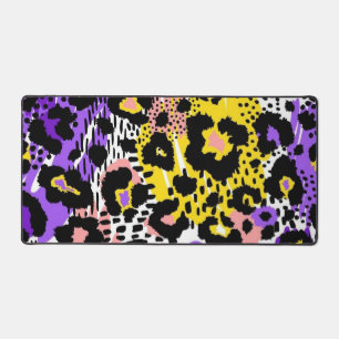 Animal print pattern desk mat