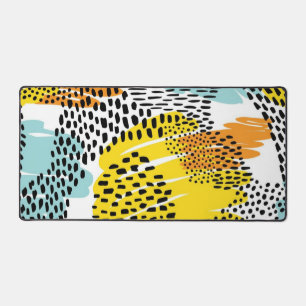 Animal print pattern desk mat
