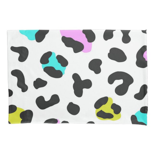 Animal print pattern pillowcase (Front)