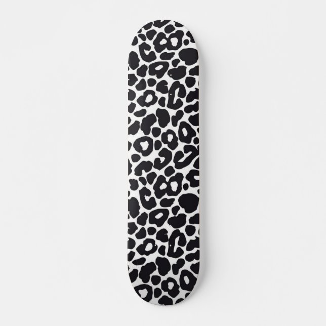 Animal print pattern skateboard (Front)